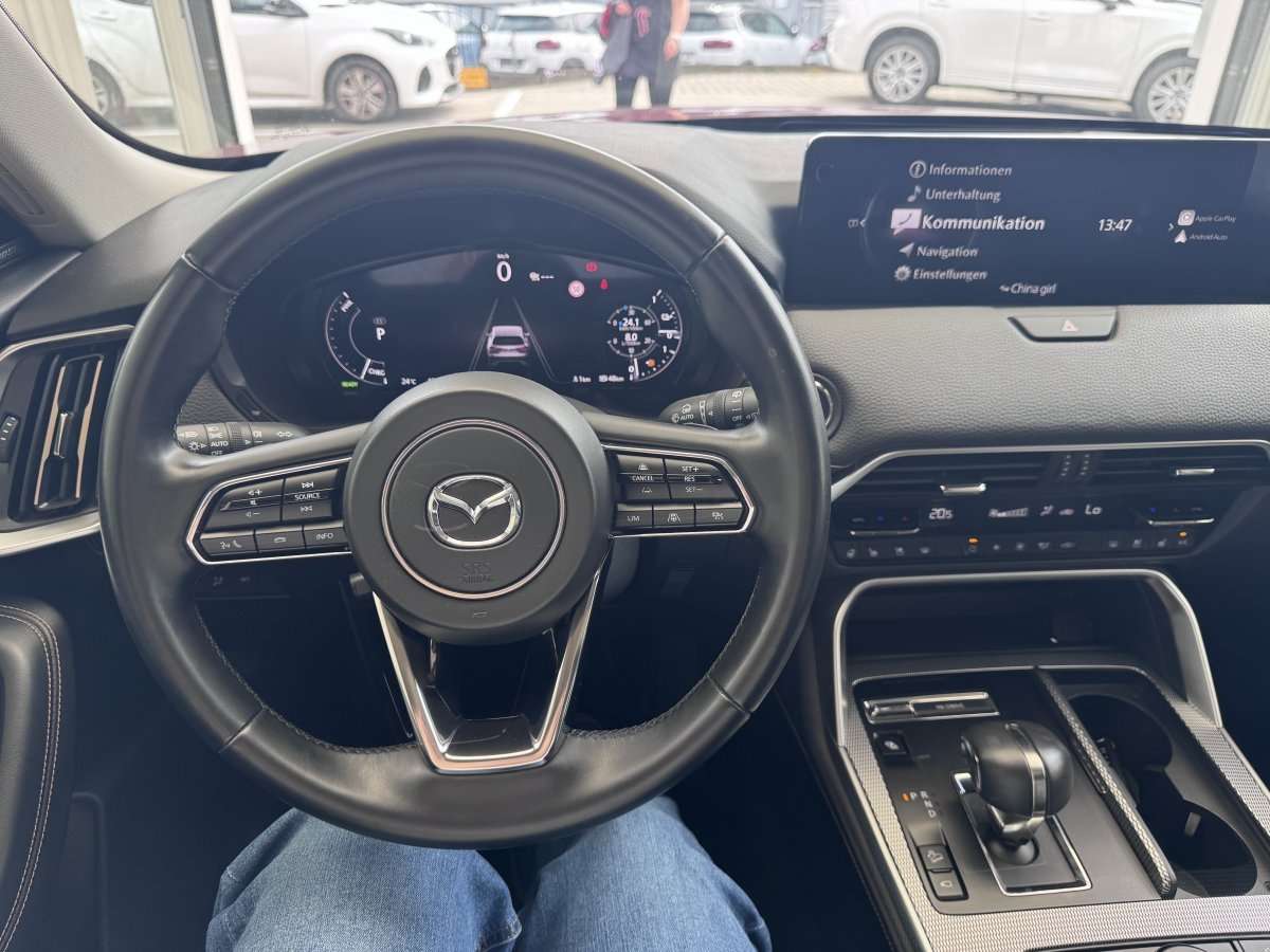 Fahrzeugbild eines Mazda CX-60