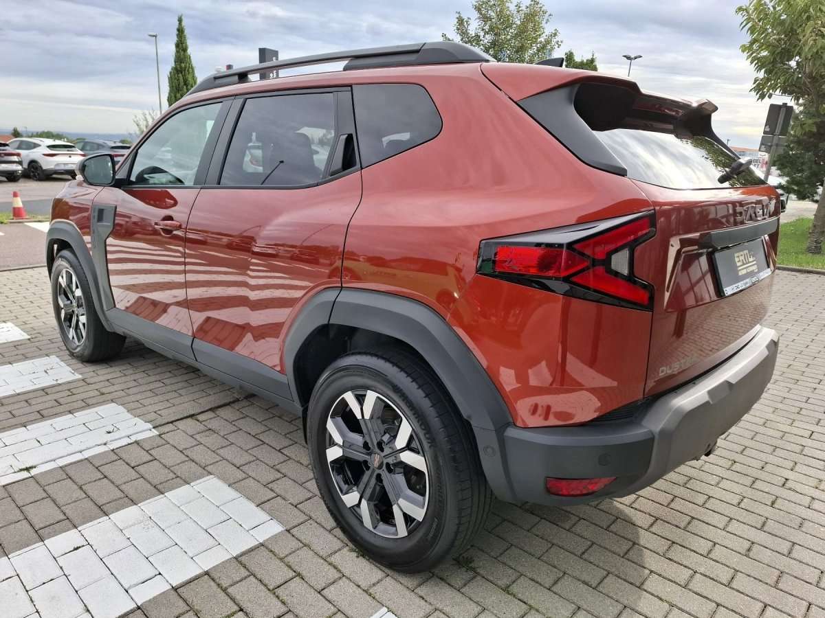 Fahrzeugbild eines Dacia Duster