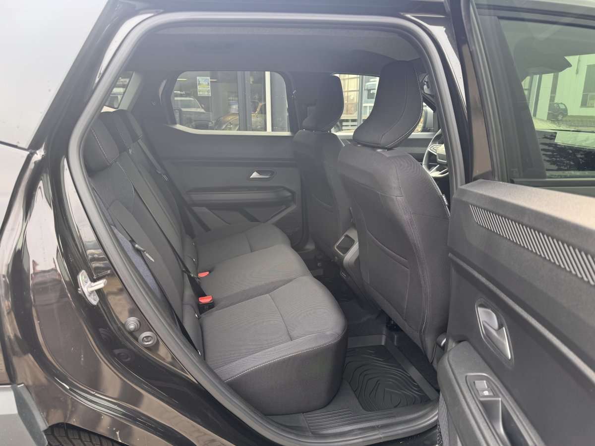 Fahrzeugbild eines Dacia Duster