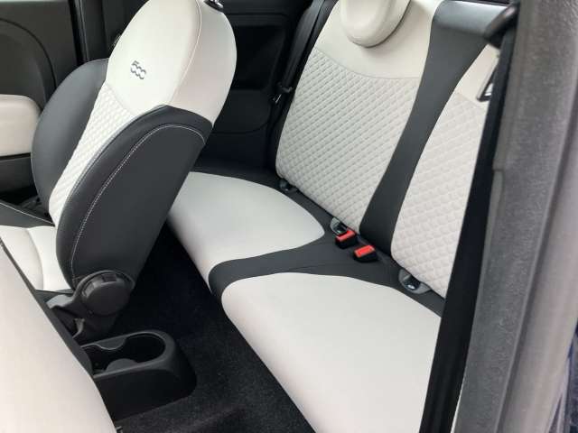 Fahrzeugbild eines Fiat 500