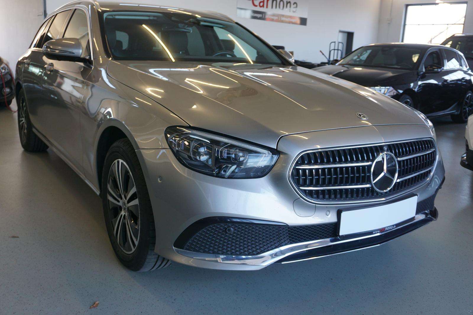 Fahrzeugbild eines Mercedes-Benz E-Klasse