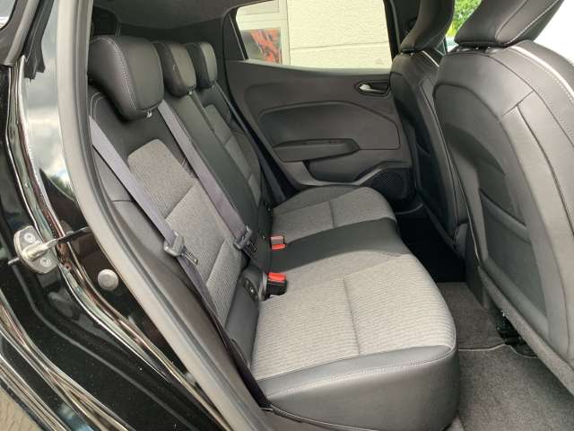 Fahrzeugbild eines Renault Clio