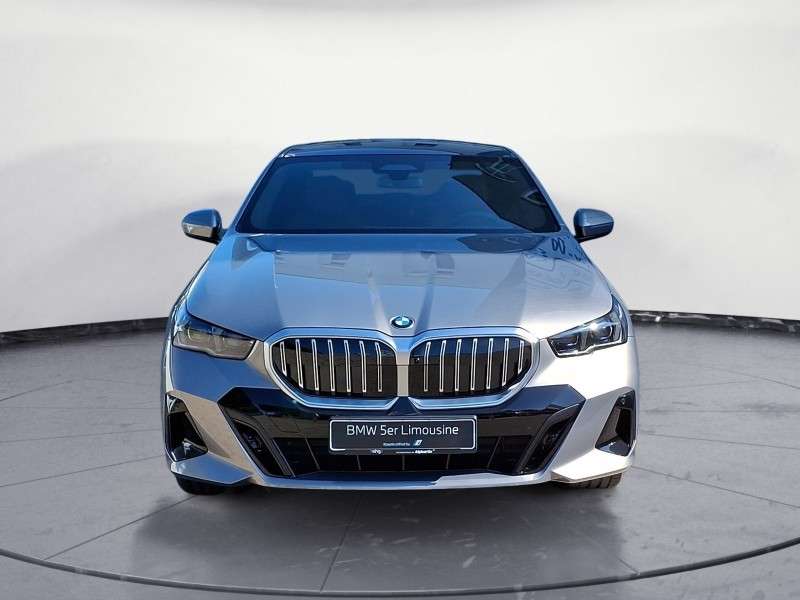 Fahrzeugbild eines BMW 5er-Reihe