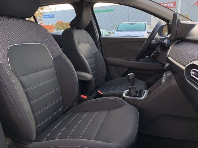 Fahrzeugbild eines Dacia Sandero