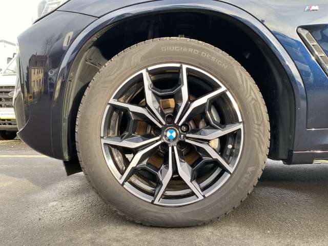 Fahrzeugbild eines BMW X3