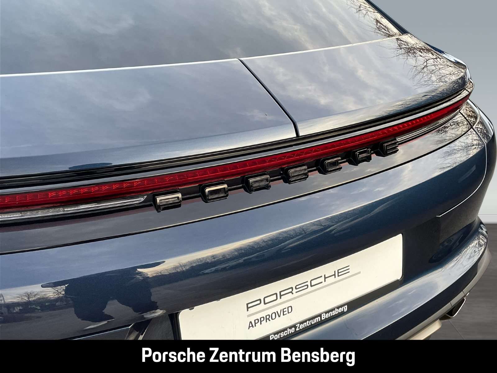Fahrzeugbild eines Porsche Panamera