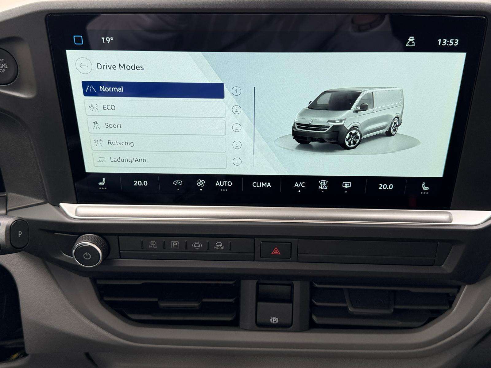 Fahrzeugbild eines Volkswagen Caravelle