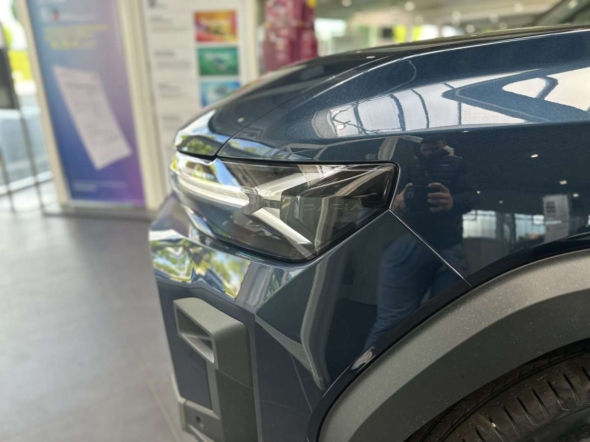 Fahrzeugbild eines Dacia Bigster