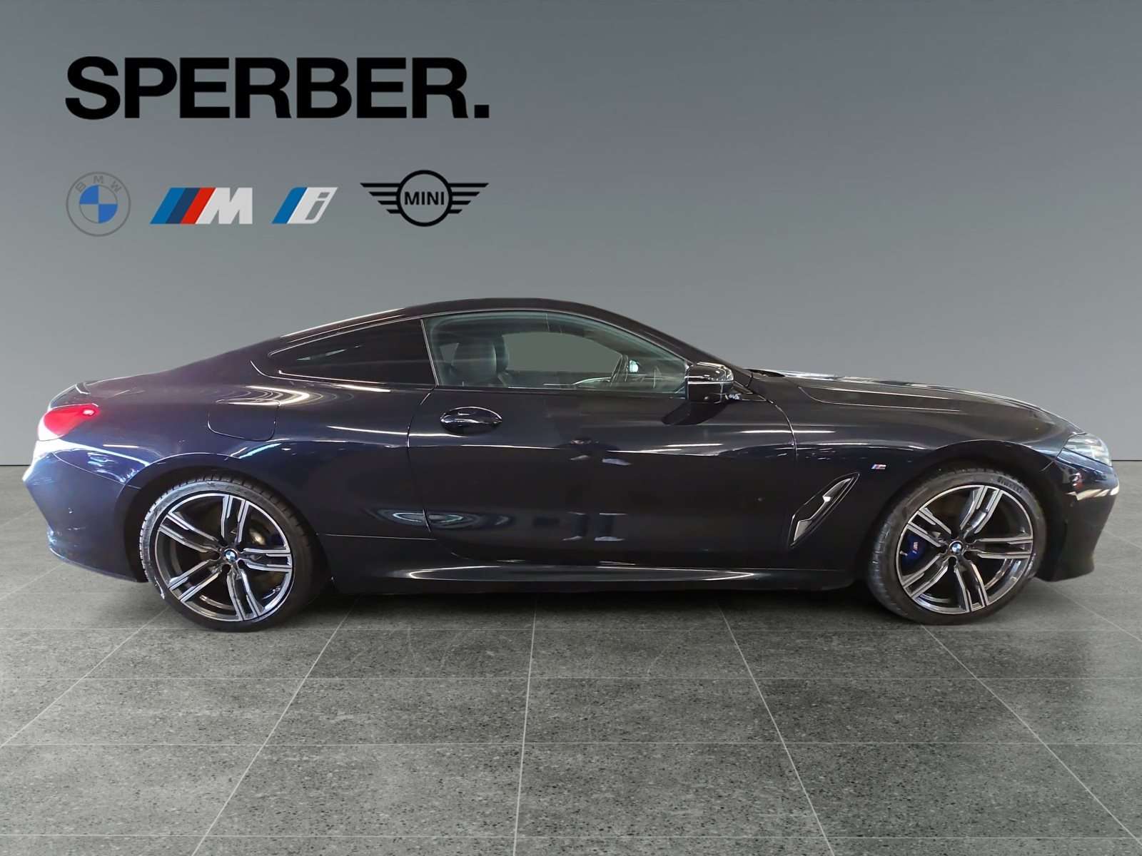 Fahrzeugbild eines BMW 8er-Reihe