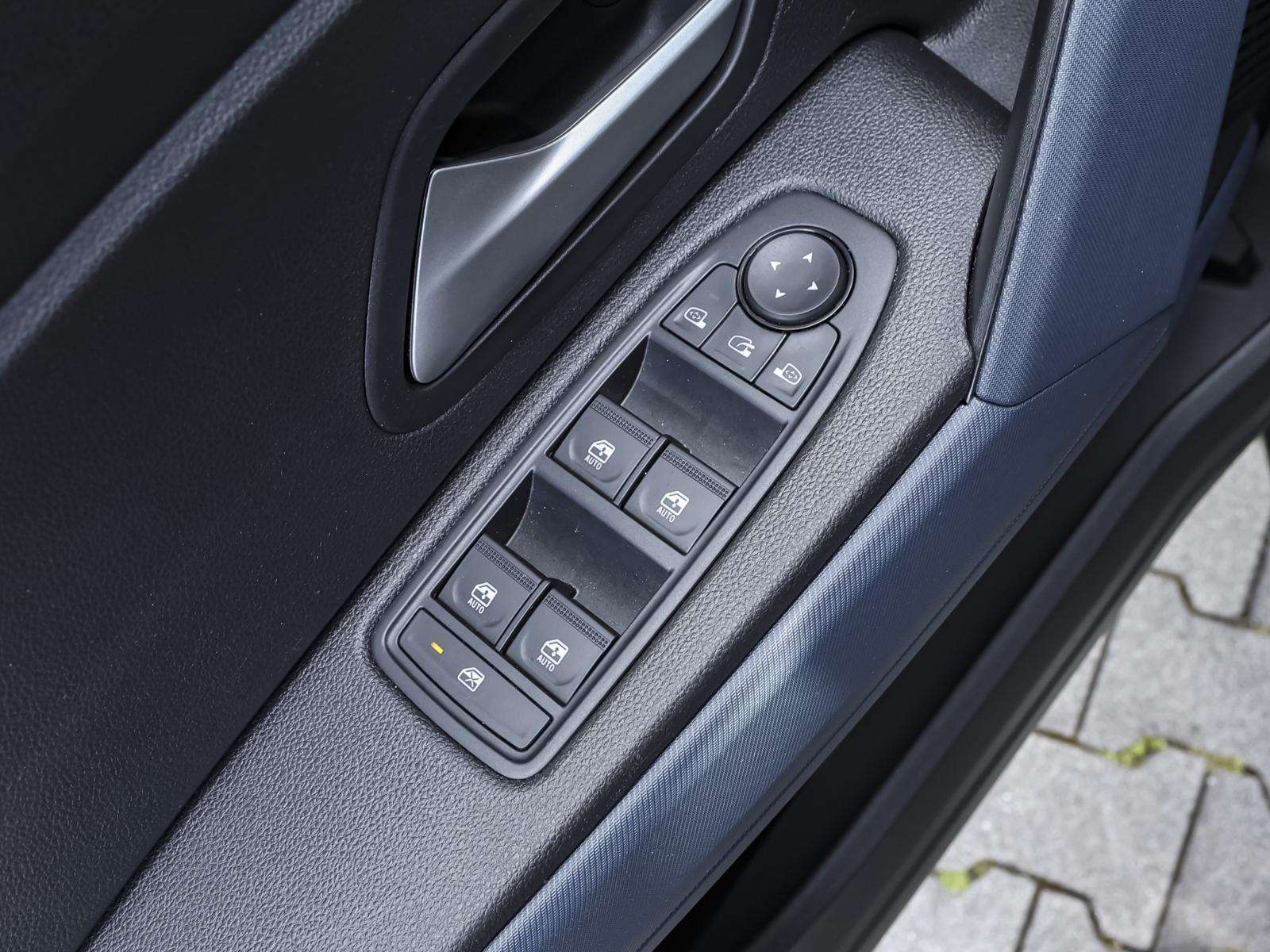 Fahrzeugbild eines Dacia Duster