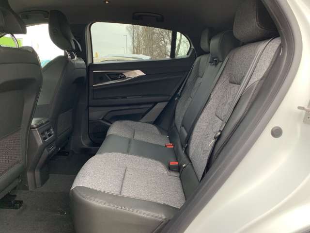 Fahrzeugbild eines Renault Rafale