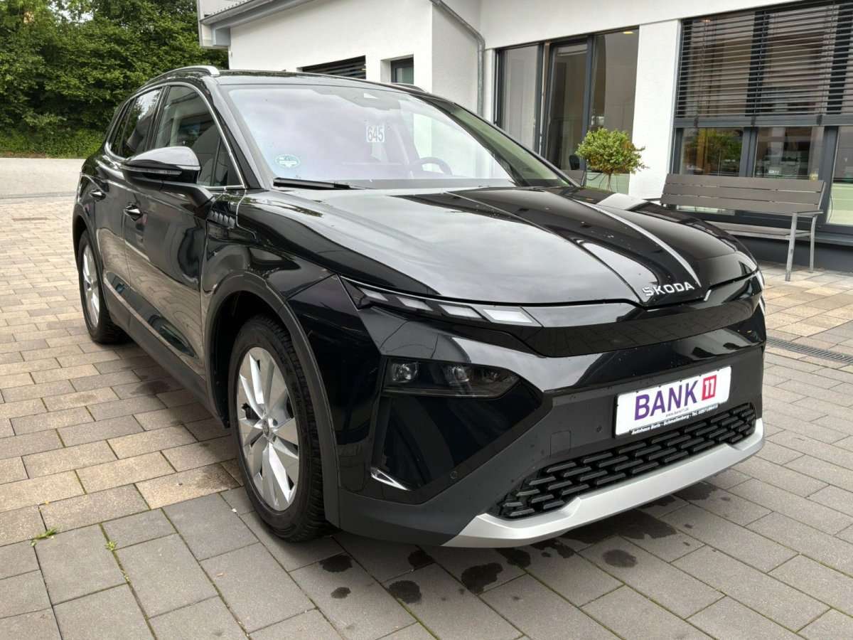 Fahrzeugbild eines Skoda ELROQ