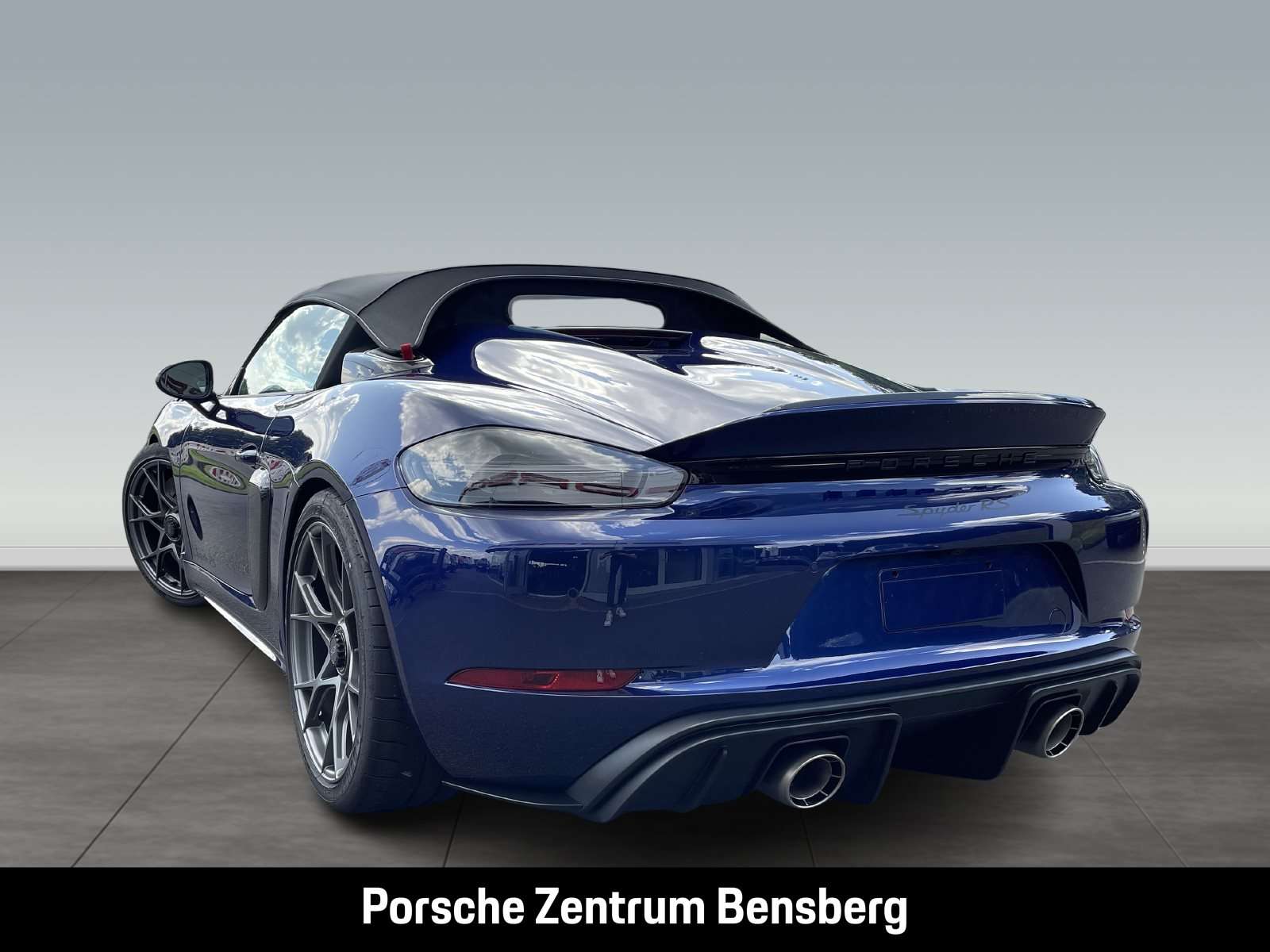 Fahrzeugbild eines Porsche Cayman