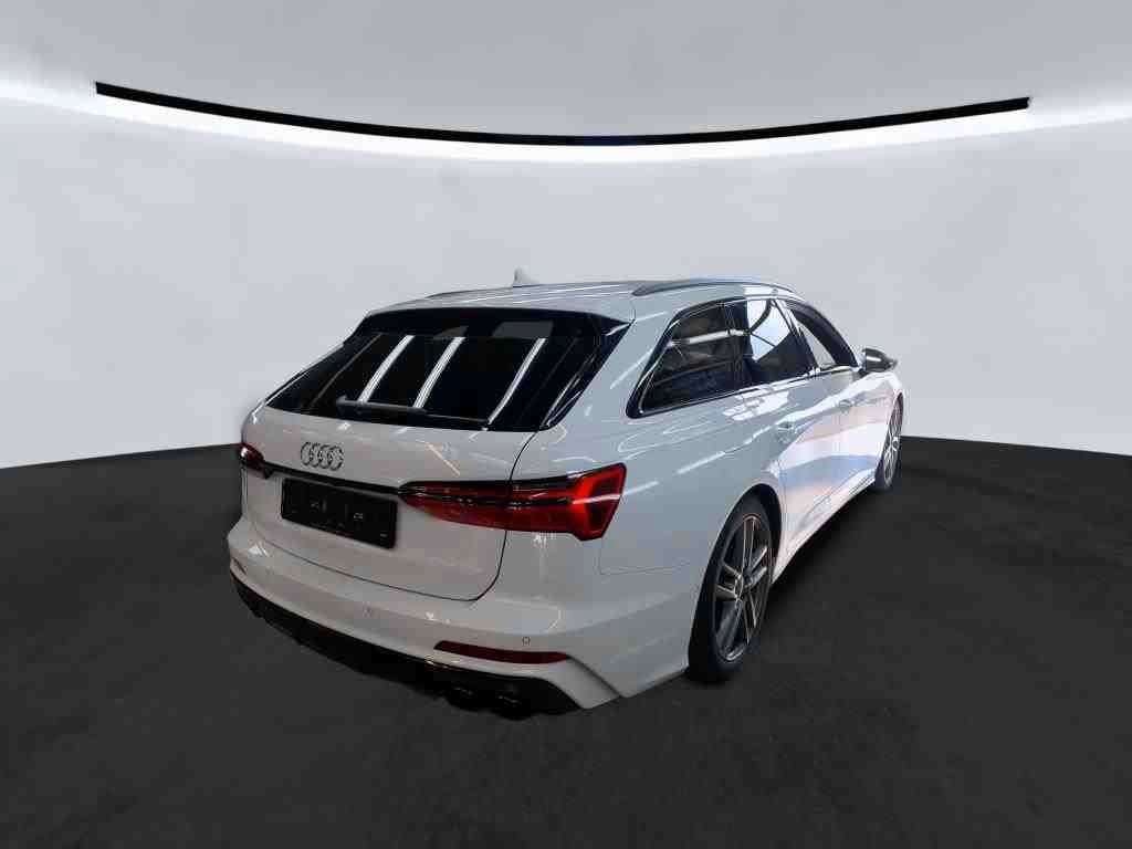 Fahrzeugbild eines Audi S6