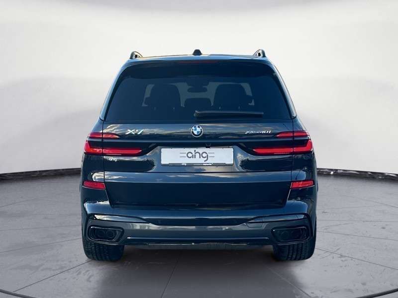 Fahrzeugbild eines BMW X7