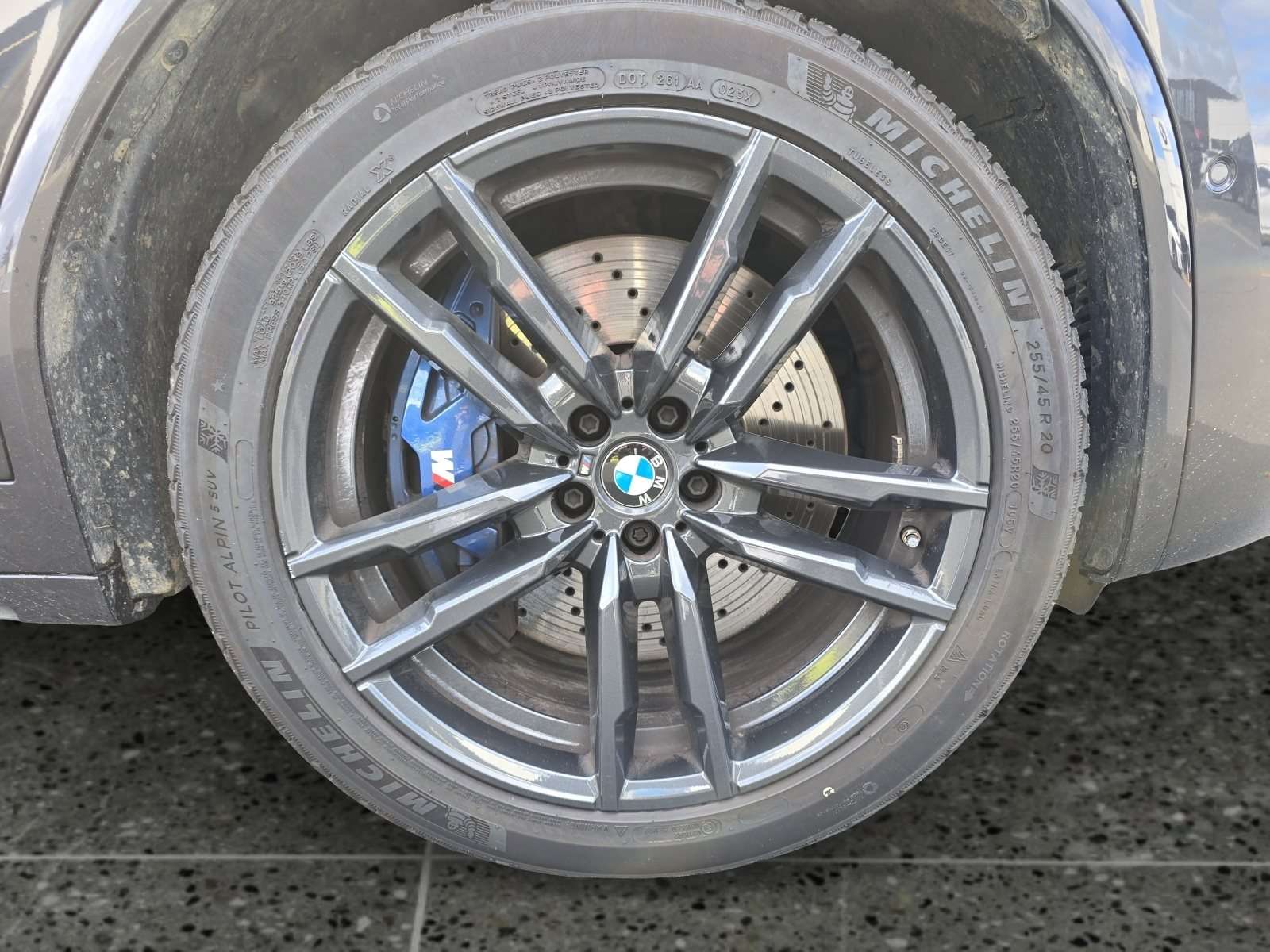 Fahrzeugbild eines BMW X4