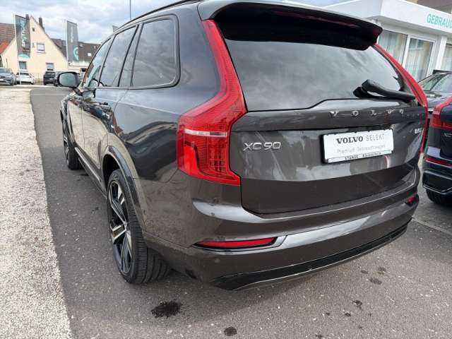 Fahrzeugbild eines Volvo XC90