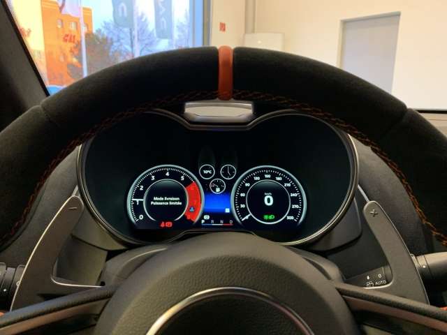 Fahrzeugbild eines Alpine A110