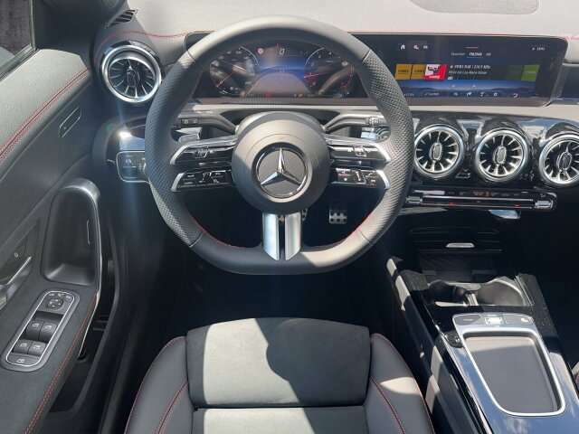Fahrzeugbild eines Mercedes-Benz CLA