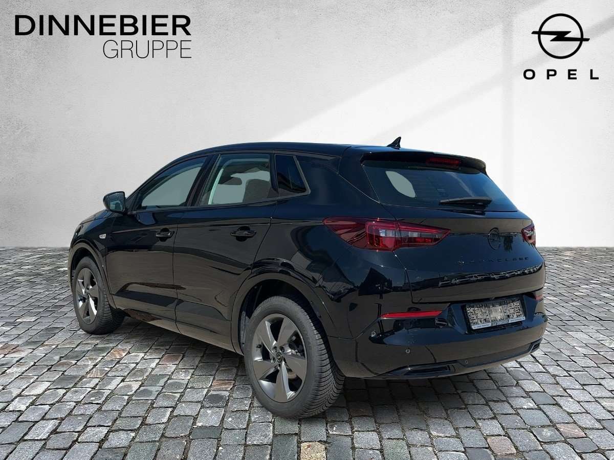 Fahrzeugbild eines Opel Grandland X