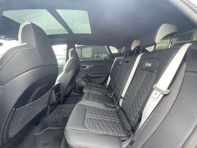 Fahrzeugbild eines Audi RS Q8
