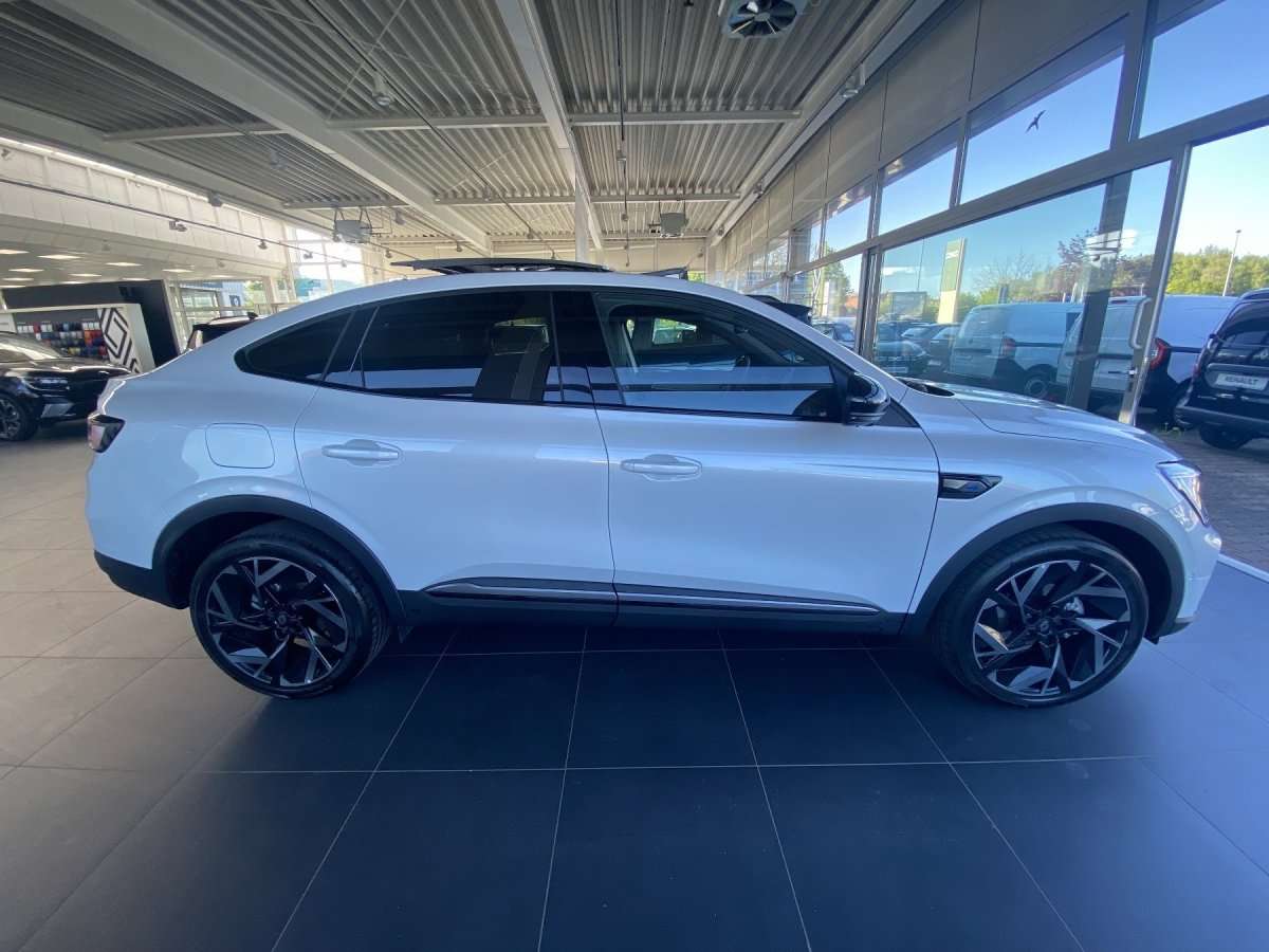 Fahrzeugbild eines Renault Arkana