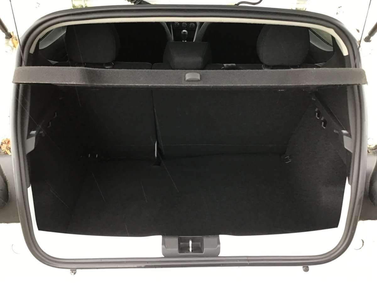 Fahrzeugbild eines Dacia Sandero