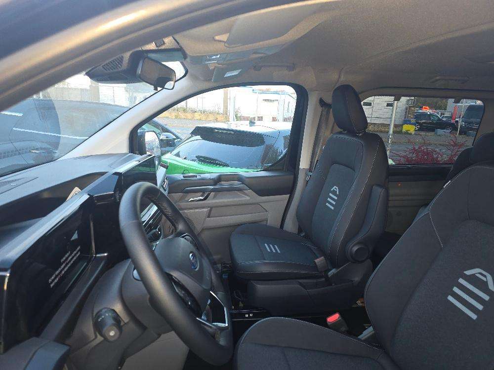 Fahrzeugbild eines Ford Tourneo Custom