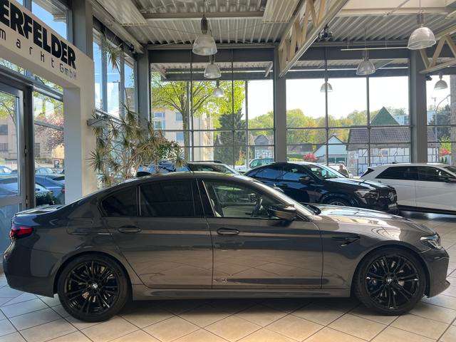 Fahrzeugbild eines BMW 5er-Reihe