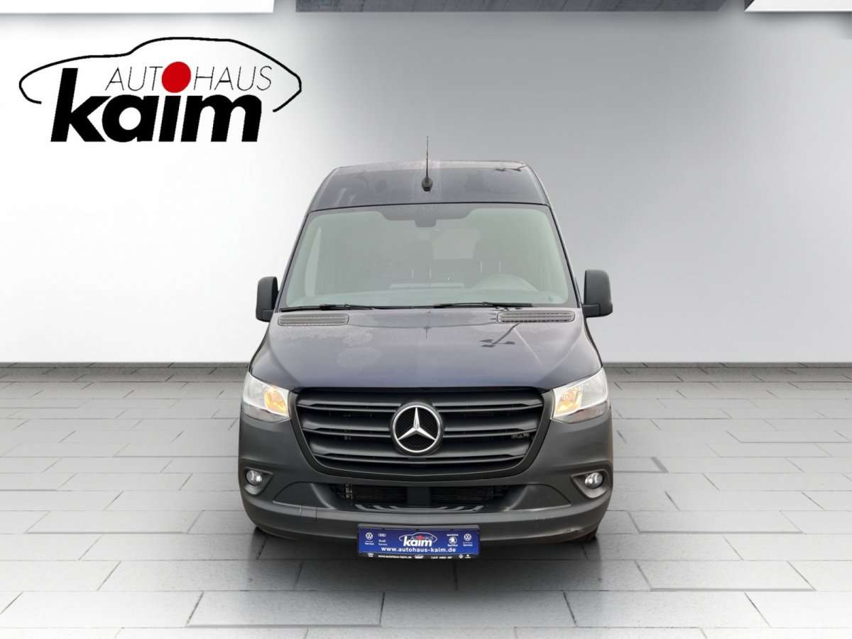 Fahrzeugbild eines Mercedes-Benz Sprinter