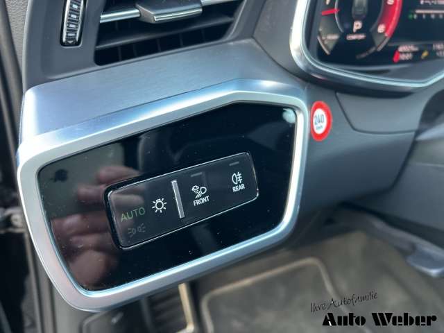 Fahrzeugbild eines Audi S6