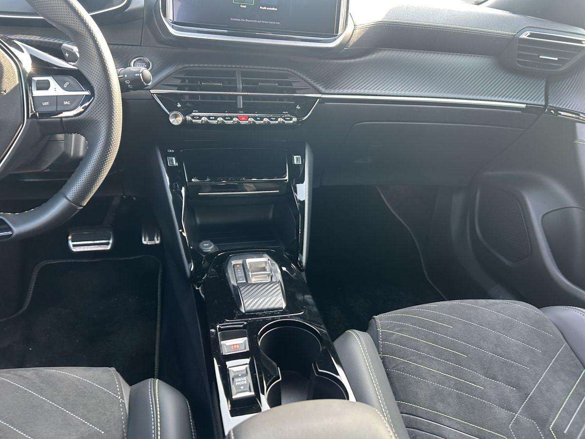 Fahrzeugbild eines Peugeot 2008