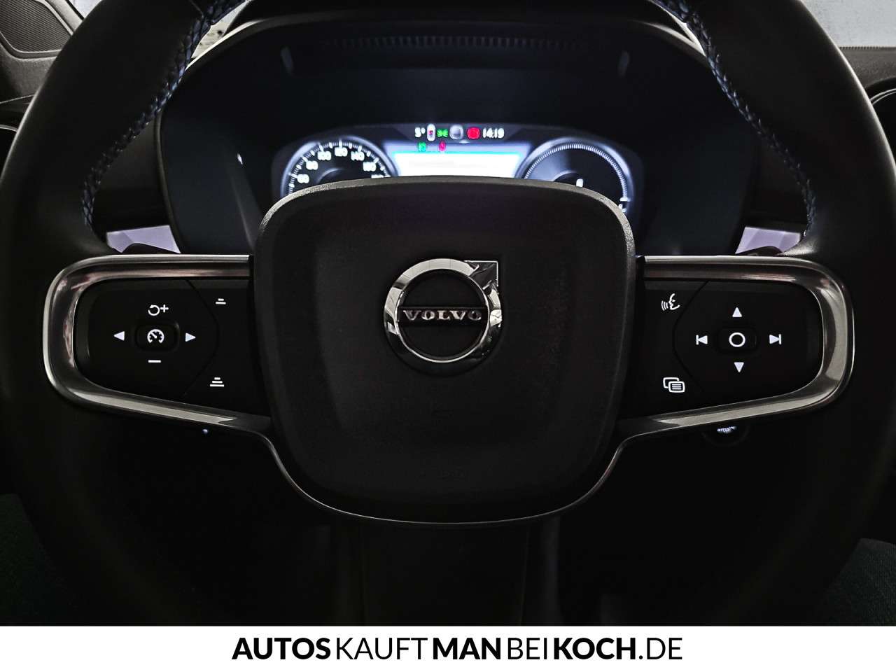 Fahrzeugbild eines Volvo XC40