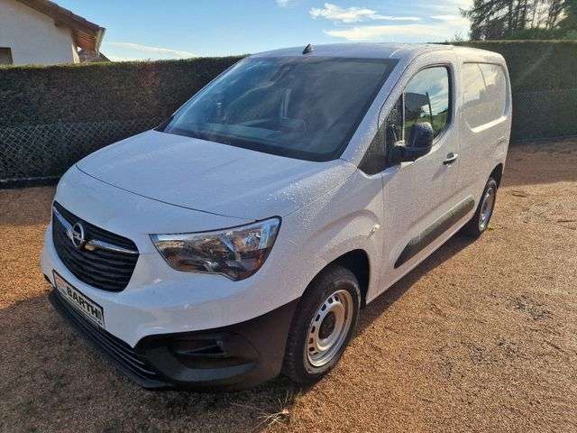 Fahrzeugbild eines Opel Combo