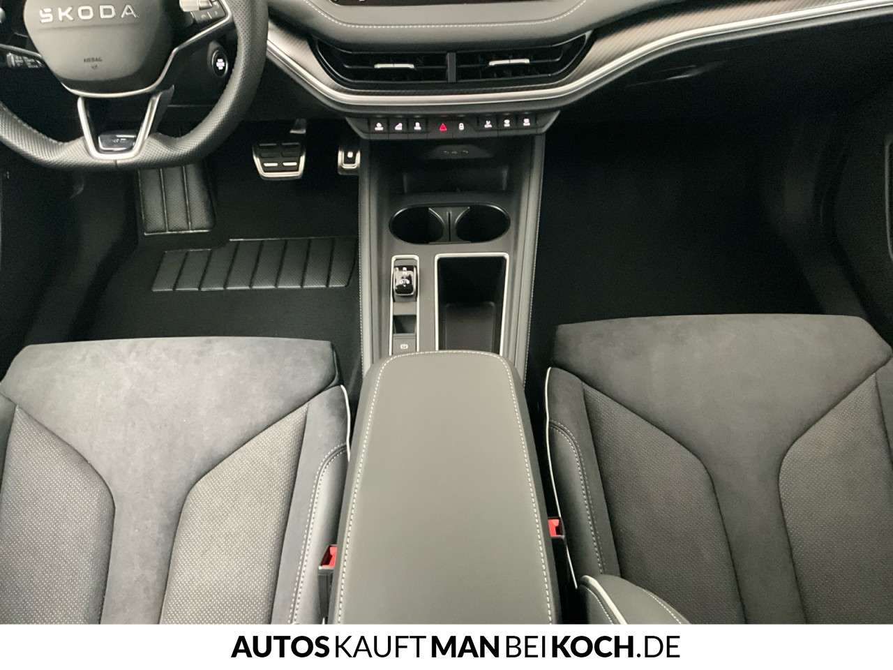 Fahrzeugbild eines Skoda ELROQ