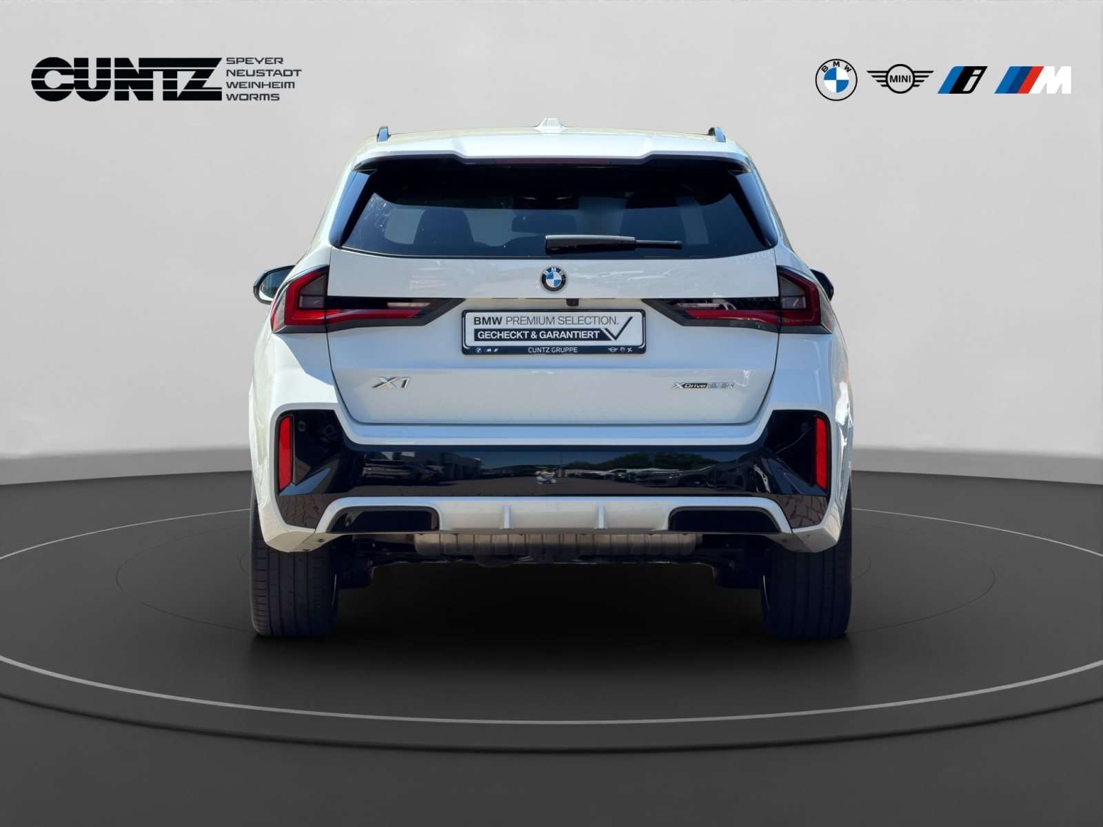 Fahrzeugbild eines BMW X1