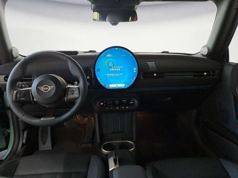 Fahrzeugbild eines MINI COOPER