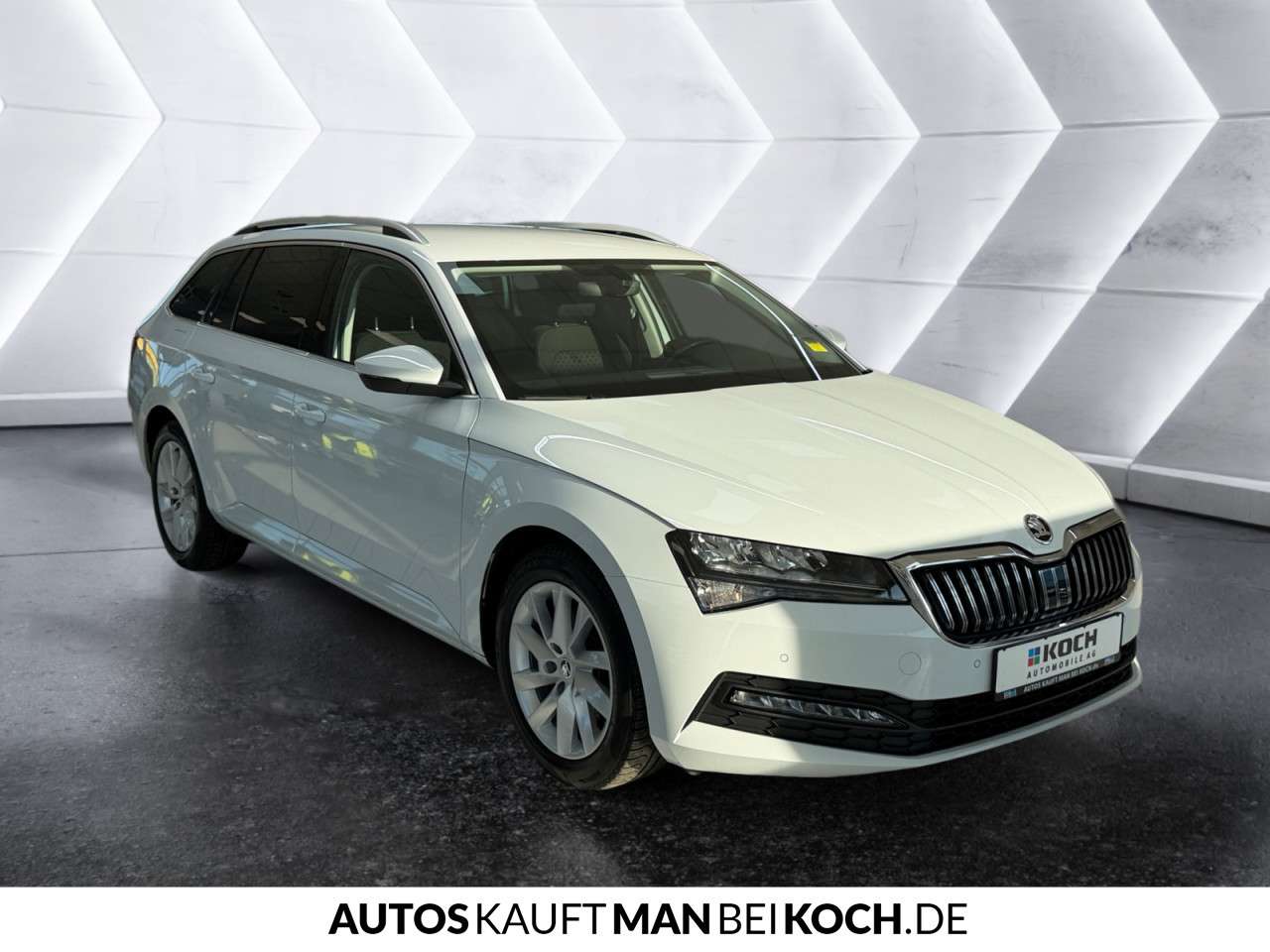 Fahrzeugbild eines Skoda Superb