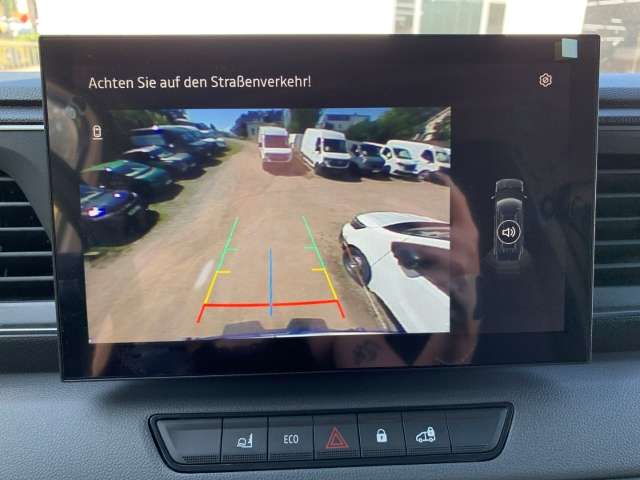 Fahrzeugbild eines Renault Master