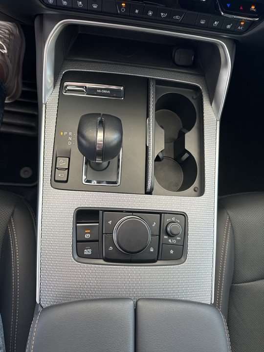 Fahrzeugbild eines Mazda CX-60
