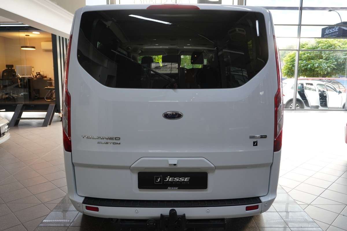 Fahrzeugbild eines Ford Tourneo Custom