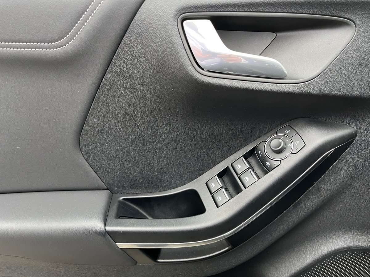 Fahrzeugbild eines Ford Puma