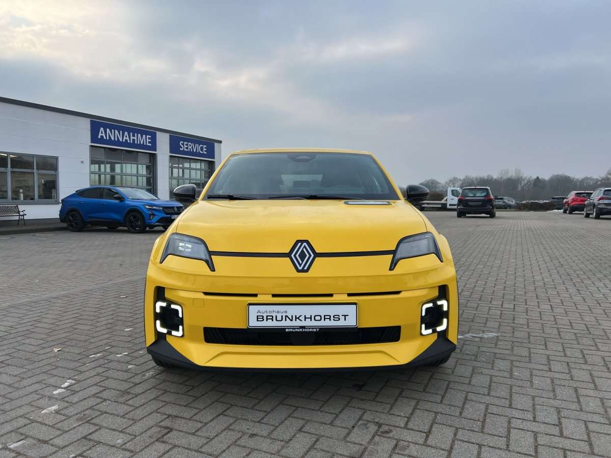 Fahrzeugbild eines Renault 5 E-TECH