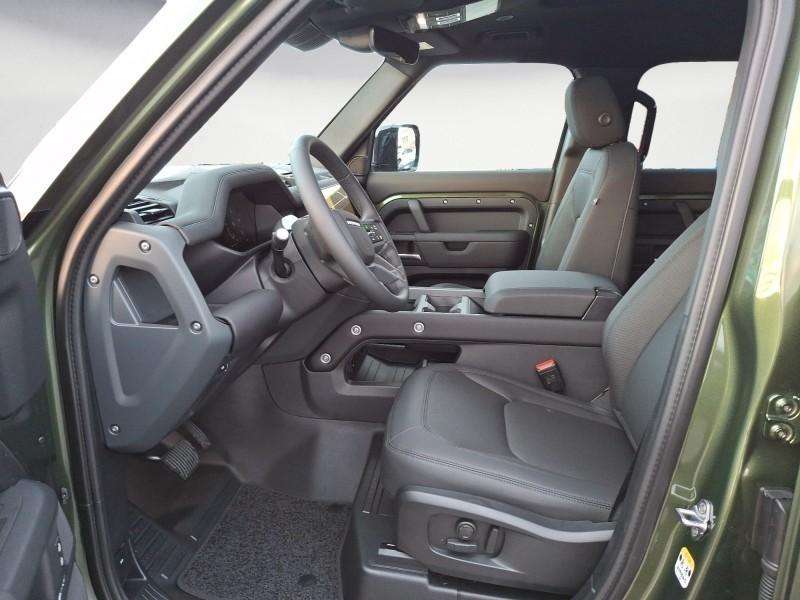 Fahrzeugbild eines Land Rover Defender