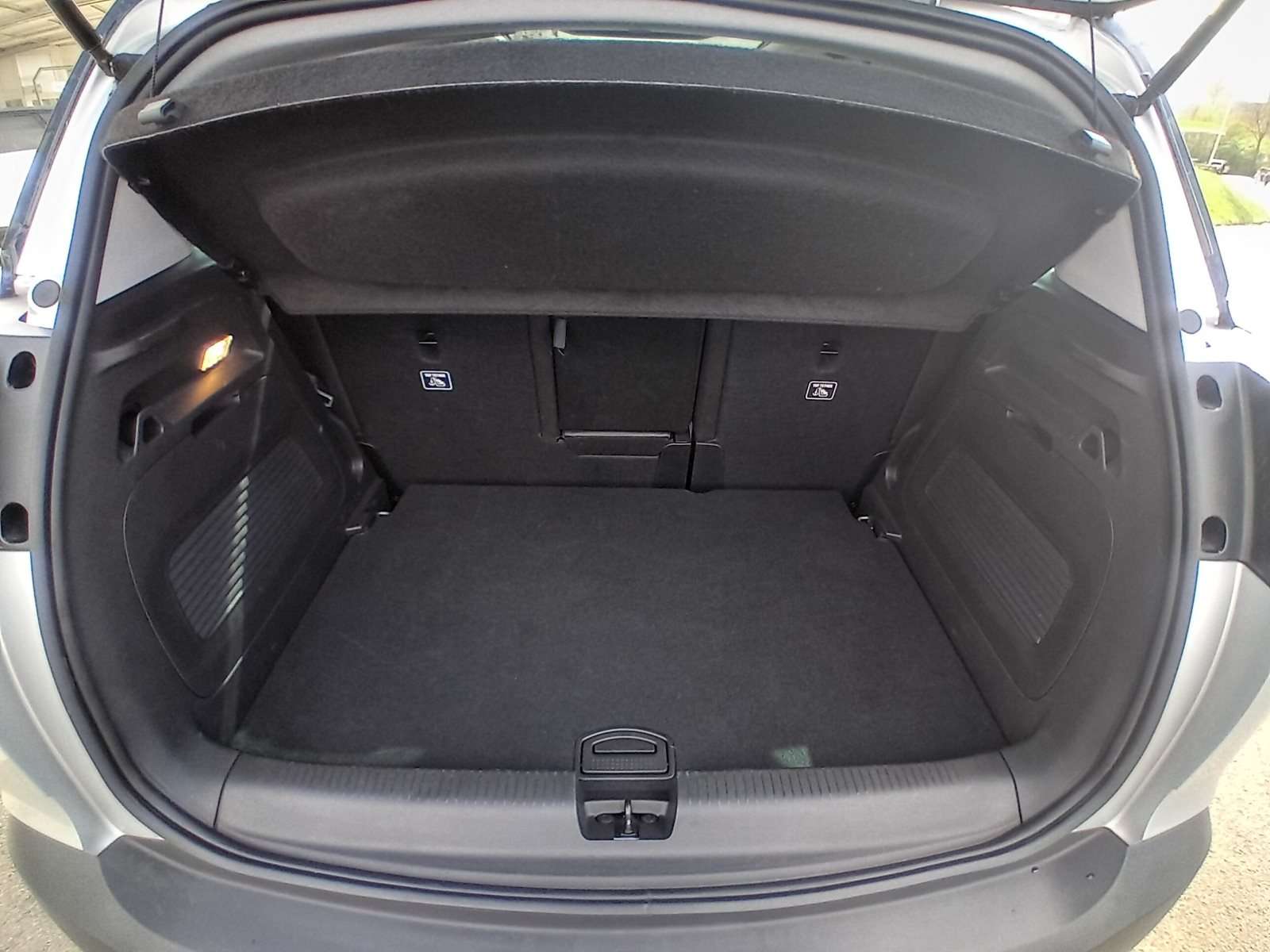 Fahrzeugbild eines Opel Crossland X