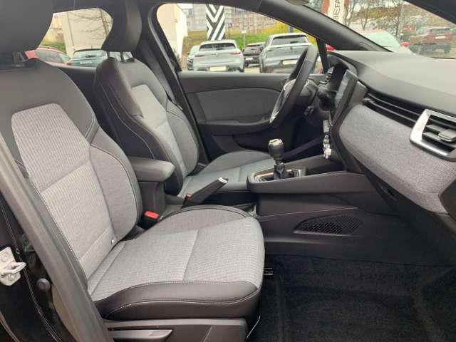 Fahrzeugbild eines Renault Clio