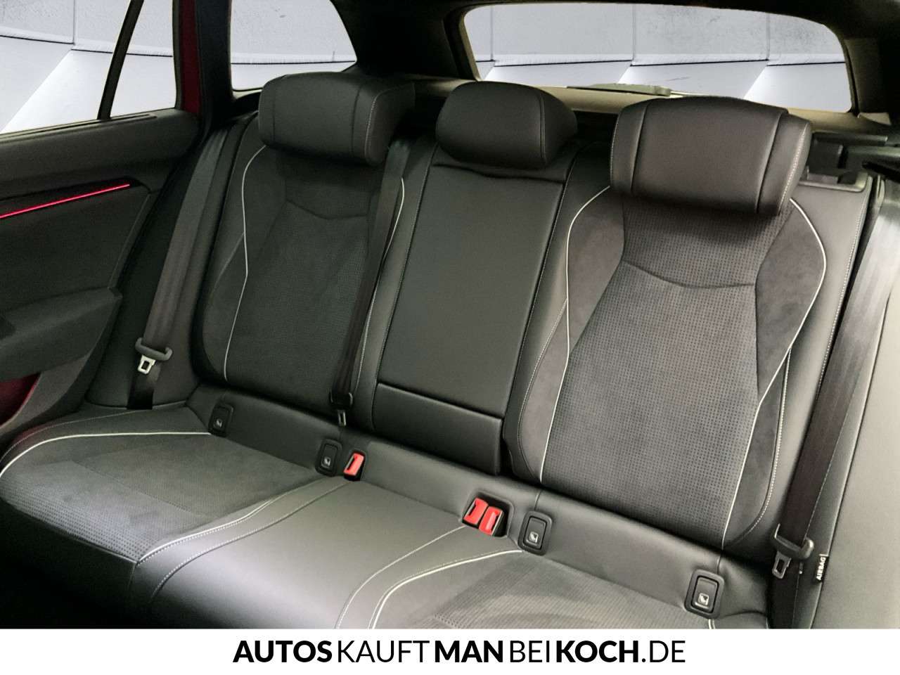 Fahrzeugbild eines Skoda Superb