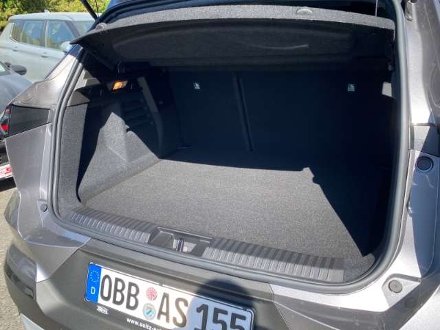 Fahrzeugbild eines Mitsubishi Grandis