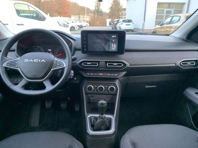 Fahrzeugbild eines Dacia Sandero