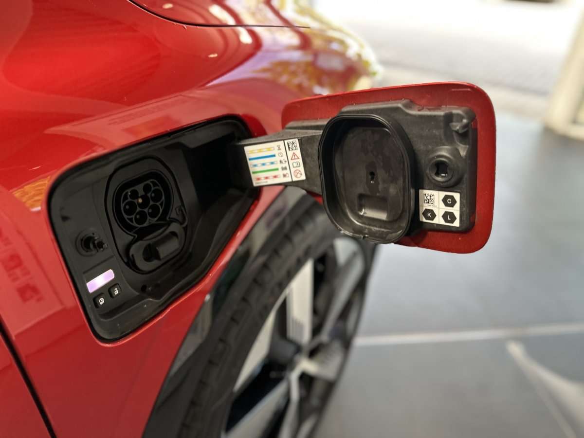 Fahrzeugbild eines Renault Megane E-TECH
